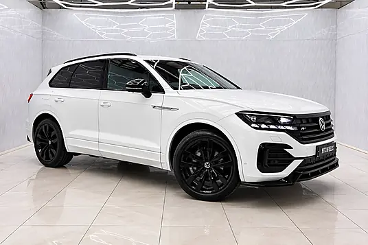 2021 Volkswagen Touareg 3.0 TDI V6 Black Edition