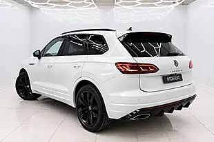 Used 2021 Volkswagen Touareg Black Edition White - Interior and Exterior details 12