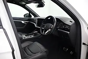 Used 2021 Volkswagen Touareg Black Edition White - Interior and Exterior details 15