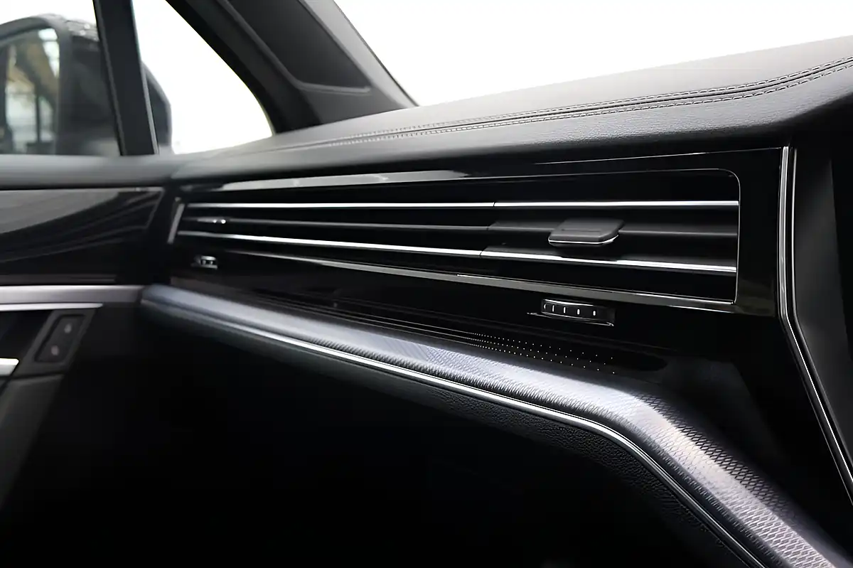 Used 2021 Volkswagen Touareg Black Edition White - Interior and Exterior details 6