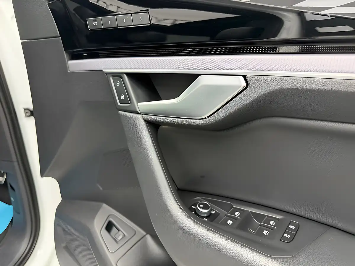 Used 2021 Volkswagen Touareg Black Edition White - Interior and Exterior details 13