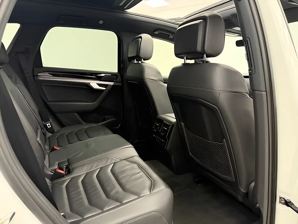 Used 2021 Volkswagen Touareg Black Edition White - Interior and Exterior details 14