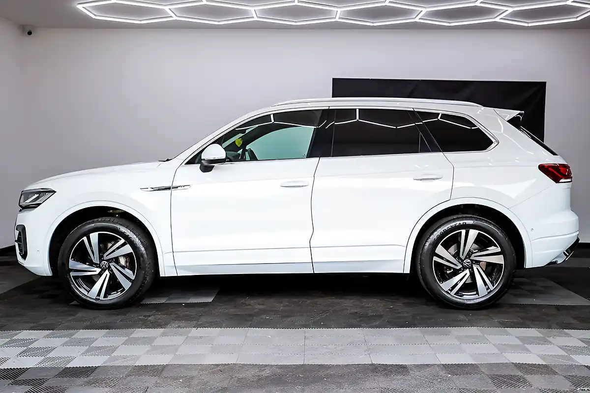 Used 2021 Volkswagen Touareg R-Line Tech Oryx White Metallic - Interior and Exterior details 6