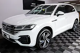 Used 2021 Volkswagen Touareg R-Line Tech Oryx White Metallic - Interior and Exterior details 7