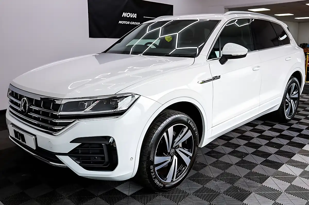 Used 2021 Volkswagen Touareg R-Line Tech Oryx White Metallic - Interior and Exterior details 7