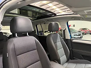 Used 2021 Volkswagen Touran Se Family Atlantic Blue - Interior and Exterior details 11