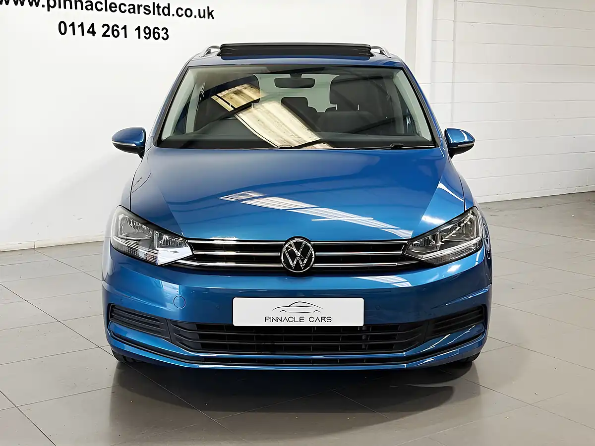 Used 2021 Volkswagen Touran Se Family Atlantic Blue - Interior and Exterior details 2