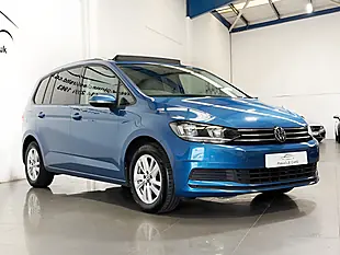 Used 2021 Volkswagen Touran Se Family Atlantic Blue - Interior and Exterior details 3