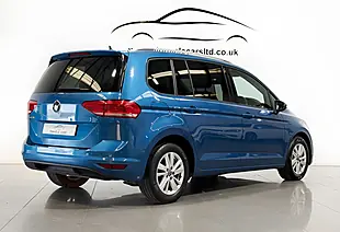 Used 2021 Volkswagen Touran Se Family Atlantic Blue - Interior and Exterior details 5