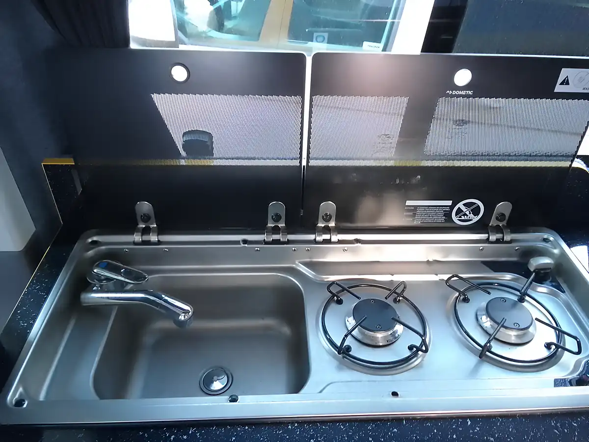 Used 2021 Volkswagen Transporter Campervan Yellow - Interior and Exterior details 10