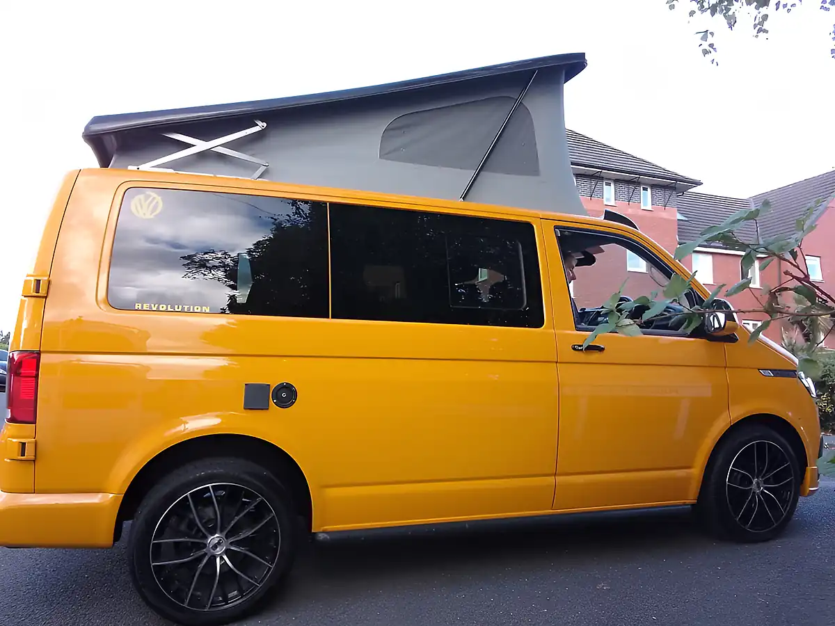 Used 2021 Volkswagen Transporter Campervan Yellow - Interior and Exterior details 4
