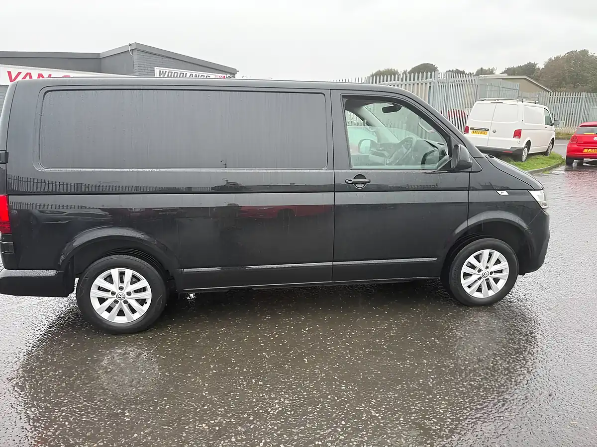 Used 2021 Volkswagen Transporter H-Line Black - Interior and Exterior details 2