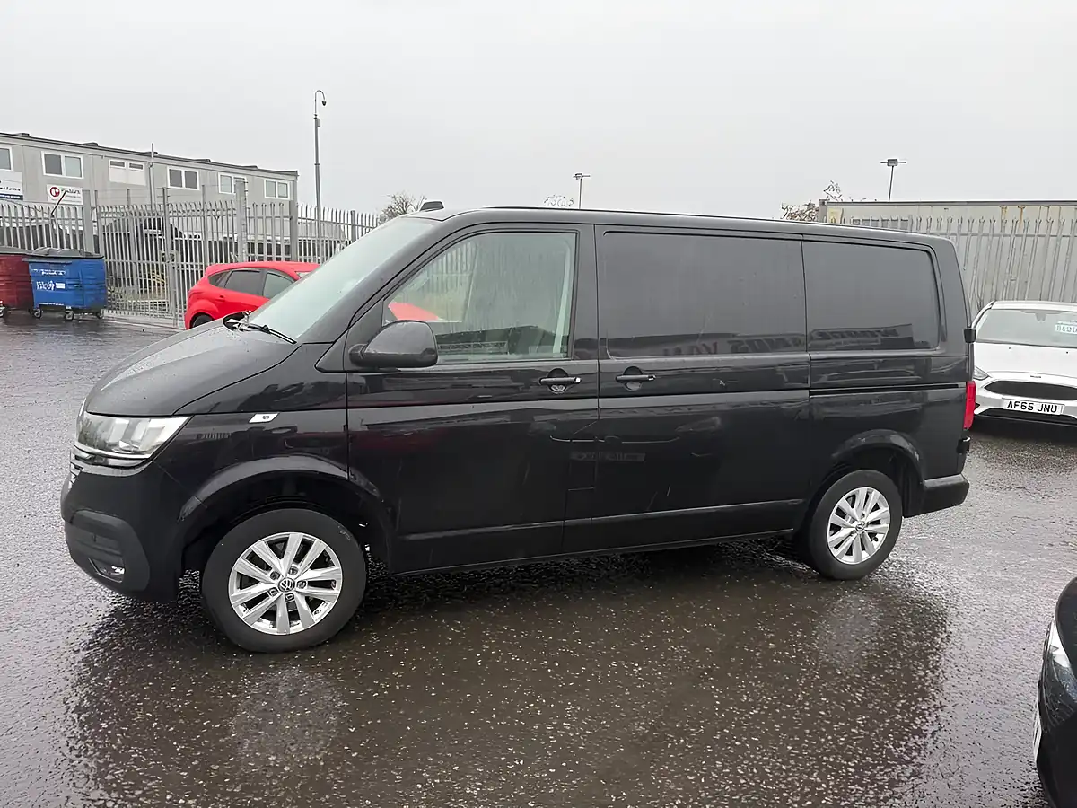 Used 2021 Volkswagen Transporter H-Line Black - Interior and Exterior details 5