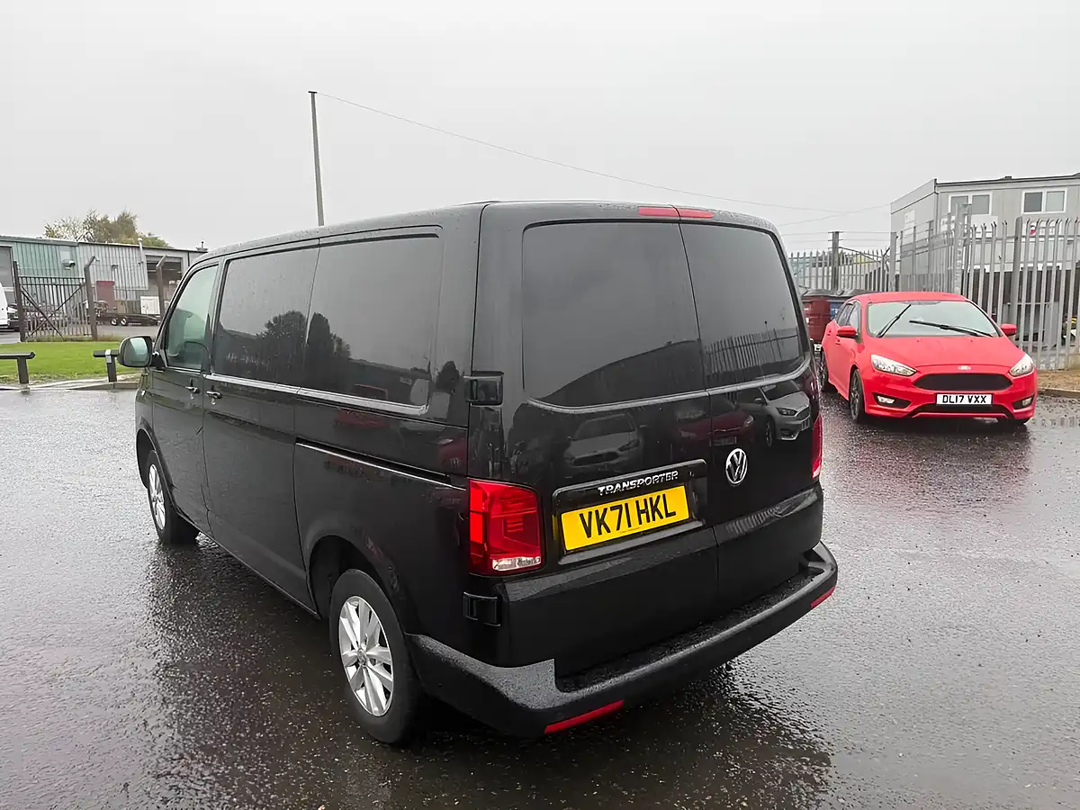 Used 2021 Volkswagen Transporter H-Line Black - Interior and Exterior details 7