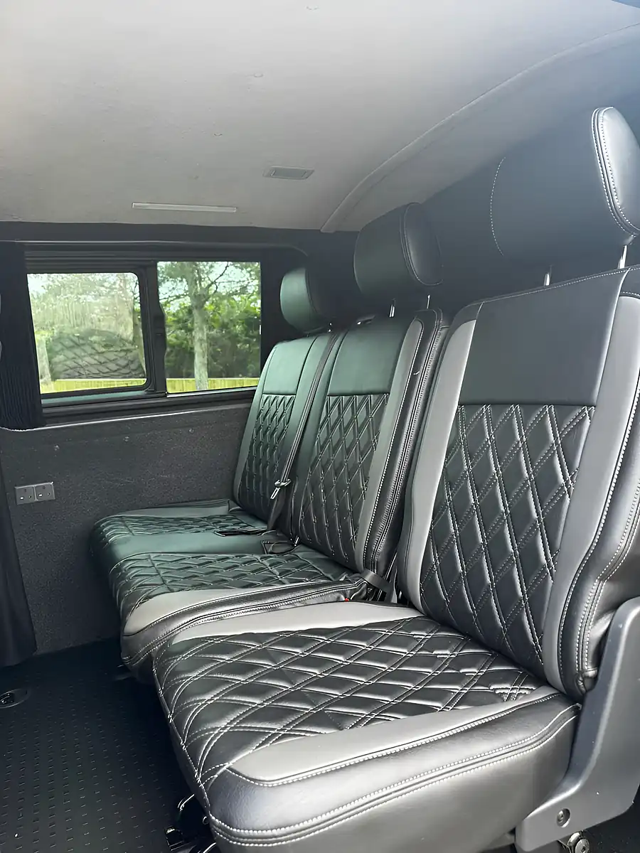 Used 2021 Volkswagen Transporter Highline Black - Interior and Exterior details 11