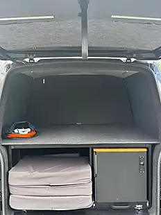 Used 2021 Volkswagen Transporter Highline Black - Interior and Exterior details 12