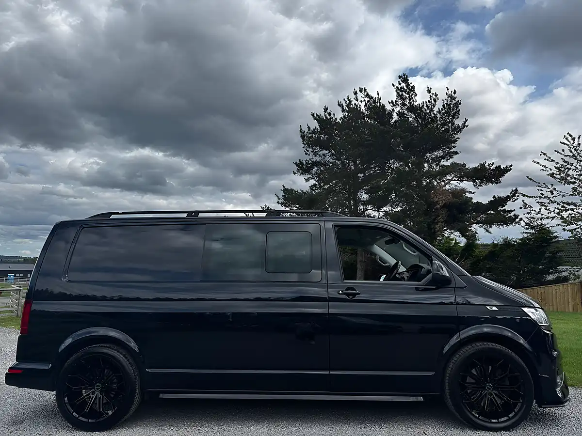 Used 2021 Volkswagen Transporter Highline Black - Interior and Exterior details 2