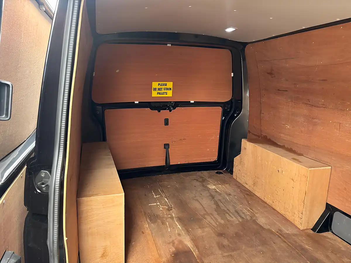 Used 2021 Volkswagen Transporter Highline Black - Interior and Exterior details 15