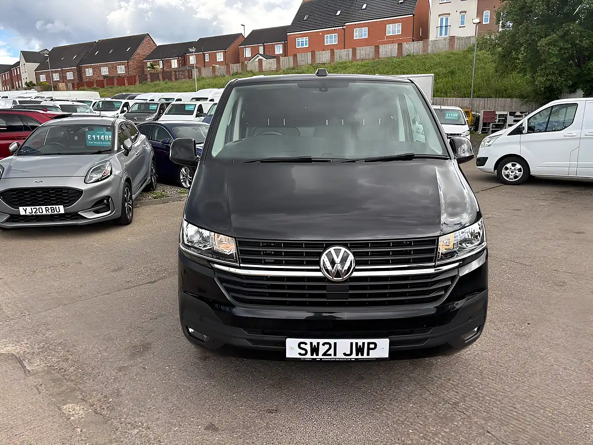 Used 2021 Volkswagen Transporter Highline Black - Interior and Exterior details 2