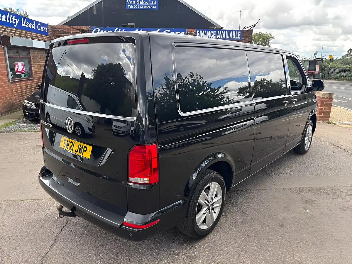Used 2021 Volkswagen Transporter Highline Black - Interior and Exterior details 9