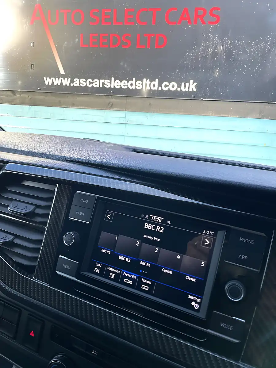 Used 2021 Volkswagen Transporter Highline Black - Interior and Exterior details 18