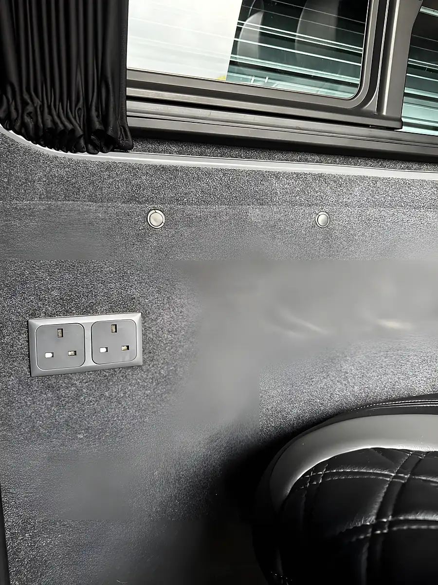 Used 2021 Volkswagen Transporter Highline Black - Interior and Exterior details 11