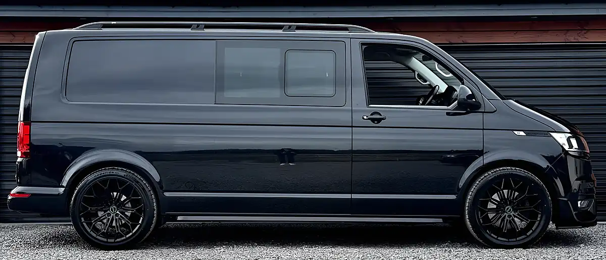 Used 2021 Volkswagen Transporter Highline Black - Interior and Exterior details 5