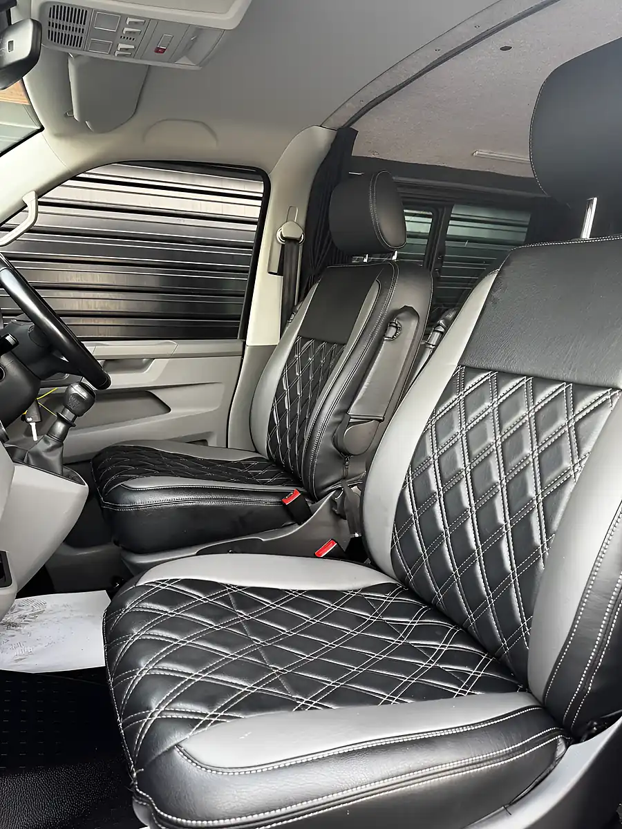 Used 2021 Volkswagen Transporter Highline Black - Interior and Exterior details 7