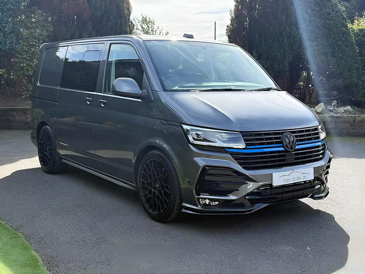Used 2021 Volkswagen Transporter Highline Grey - Interior and Exterior details 10
