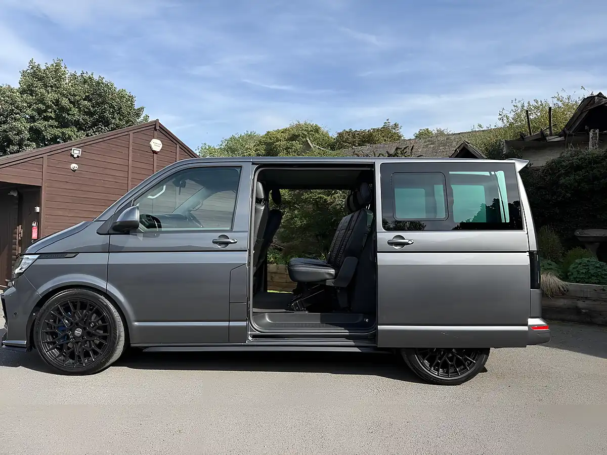 Used 2021 Volkswagen Transporter Highline Grey - Interior and Exterior details 20