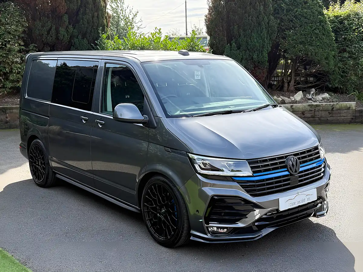 Used 2021 Volkswagen Transporter Highline Grey - Interior and Exterior details 5
