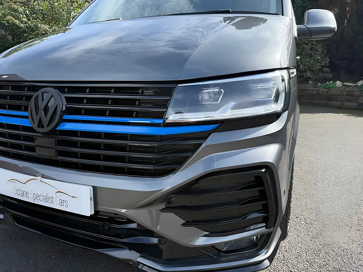 Used 2021 Volkswagen Transporter Highline Grey - Interior and Exterior details 8