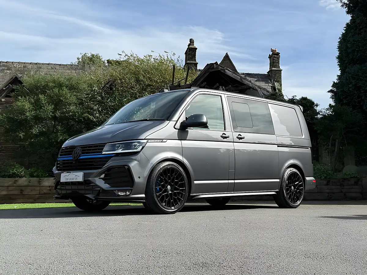 Used 2021 Volkswagen Transporter Highline Grey - Interior and Exterior details 9