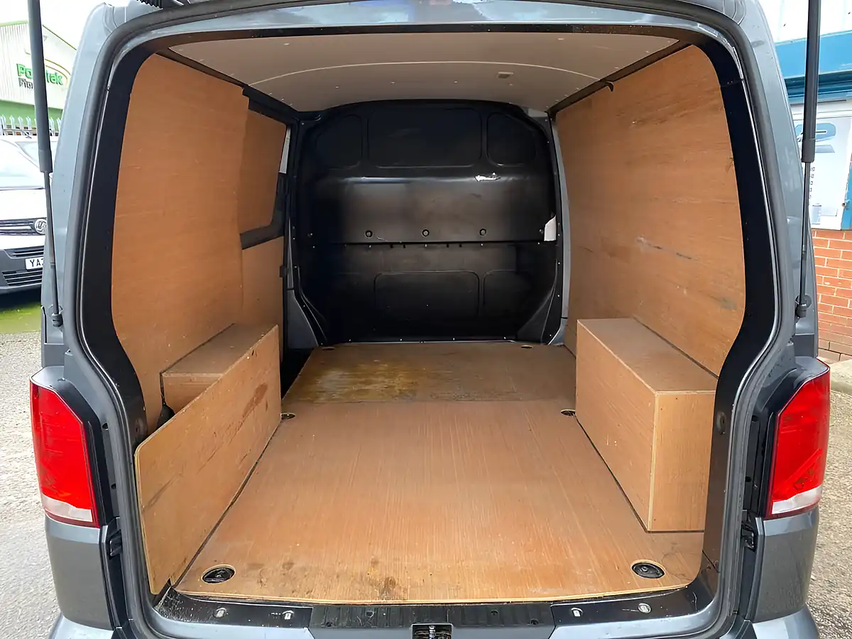 Used 2021 Volkswagen Transporter Highline Grey - Interior and Exterior details 19