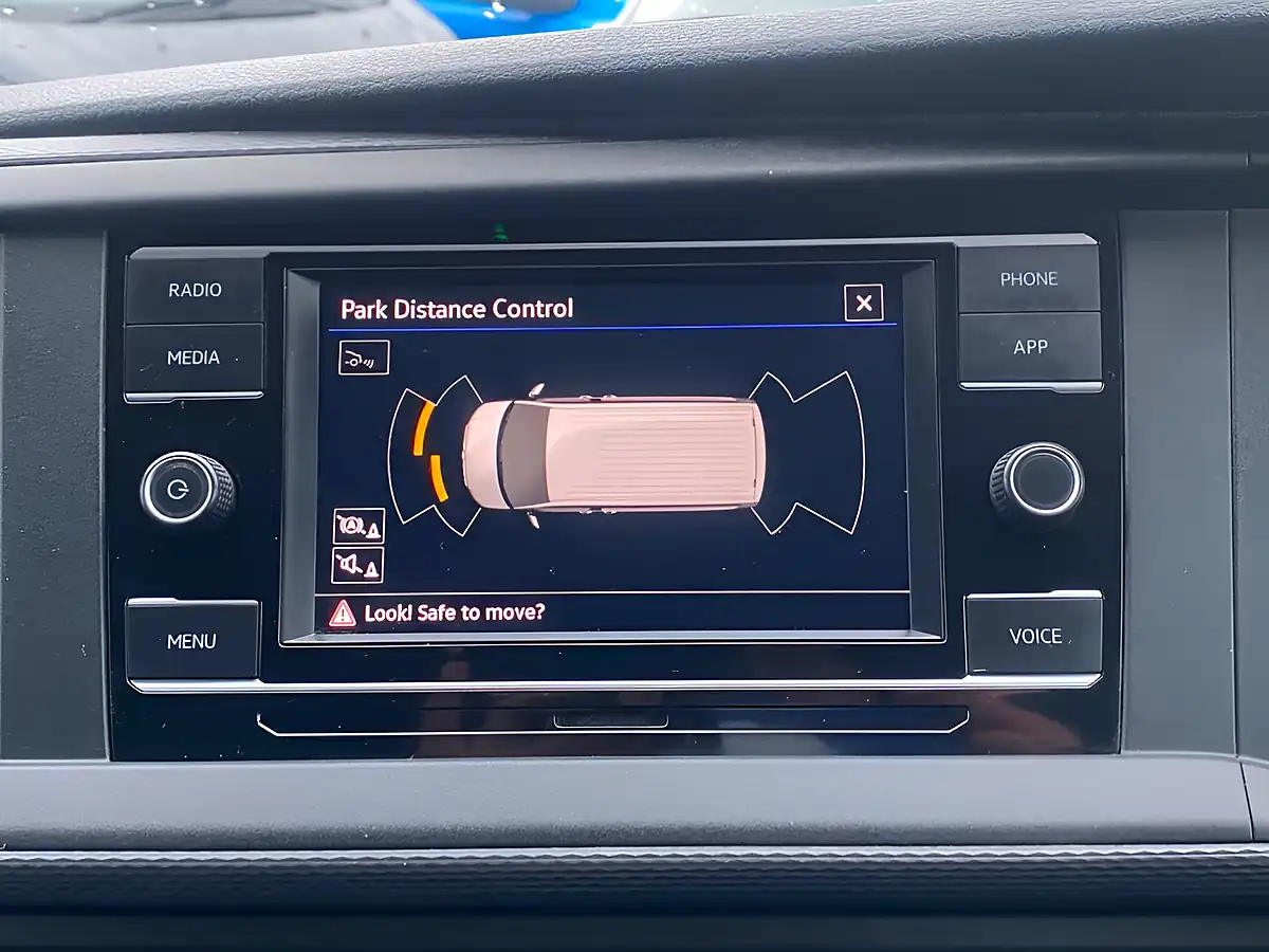 Used 2021 Volkswagen Transporter Highline Grey - Interior and Exterior details 11