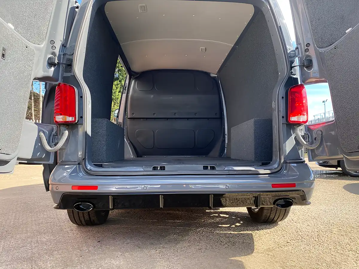 Used 2021 Volkswagen Transporter Highline Grey - Interior and Exterior details 4