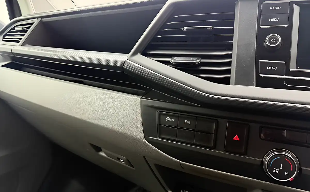 Used 2021 Volkswagen Transporter Highline Grey - Interior and Exterior details 14