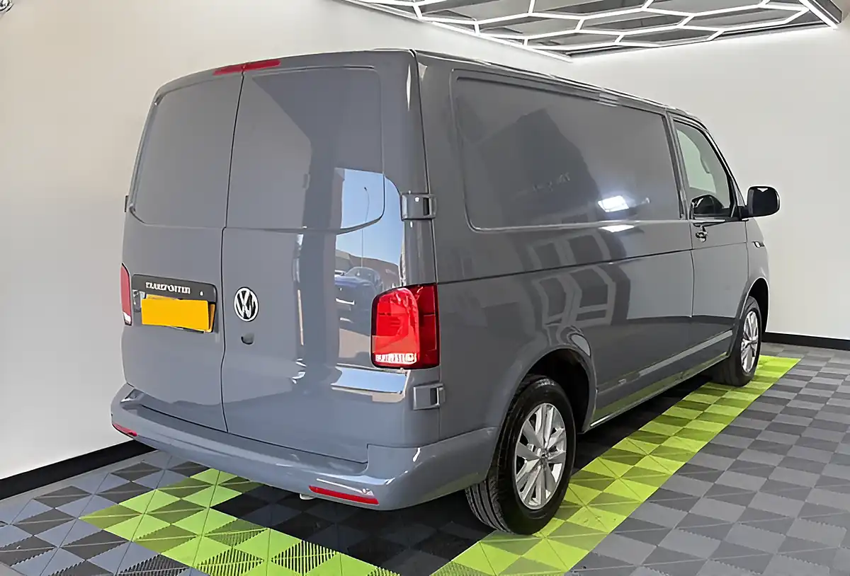 Used 2021 Volkswagen Transporter Highline Grey - Interior and Exterior details 2