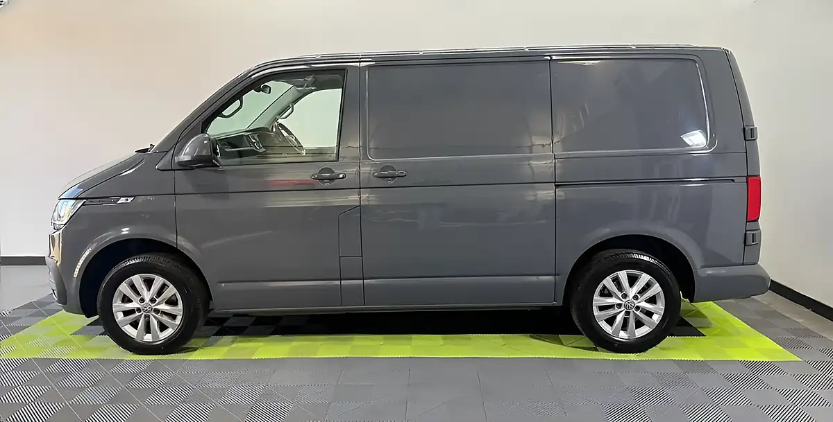 Used 2021 Volkswagen Transporter Highline Grey - Interior and Exterior details 7