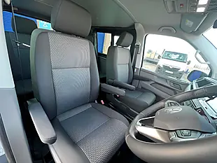 Used 2021 Volkswagen Transporter Highline Kombi Pure Grey - Interior and Exterior details 14