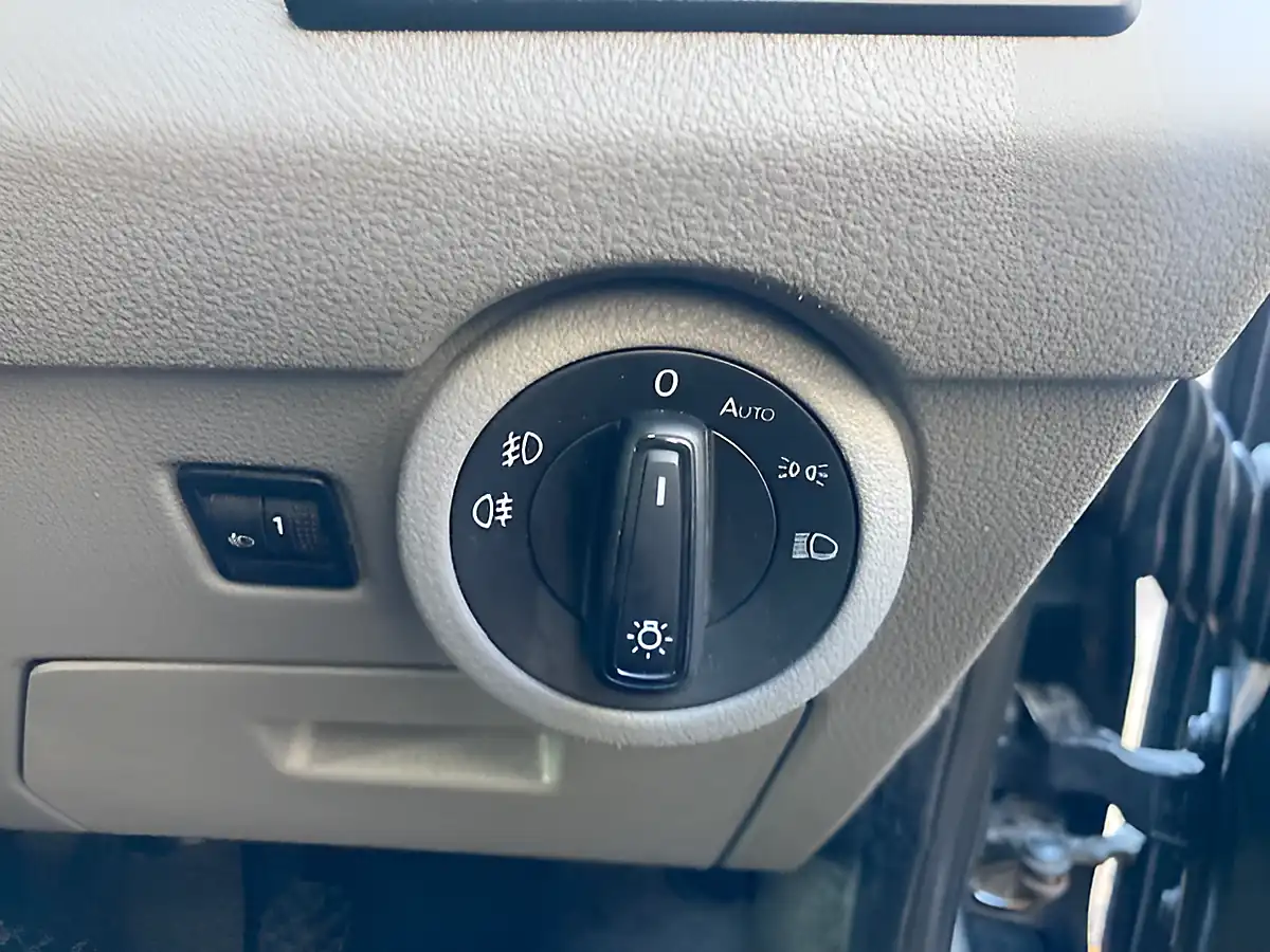 Used 2021 Volkswagen Transporter Highline Swb Grey - Interior and Exterior details 10