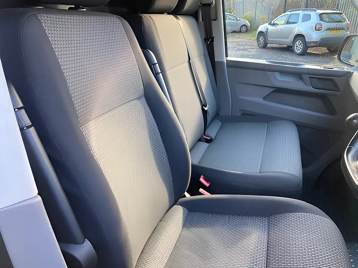 Used 2021 Volkswagen Transporter Highline Swb Grey - Interior and Exterior details 8