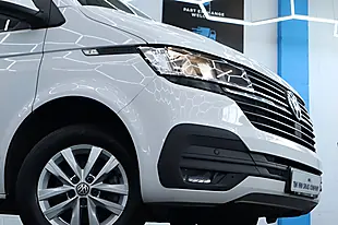 Used 2021 Volkswagen Transporter Highline White - Interior and Exterior details 2