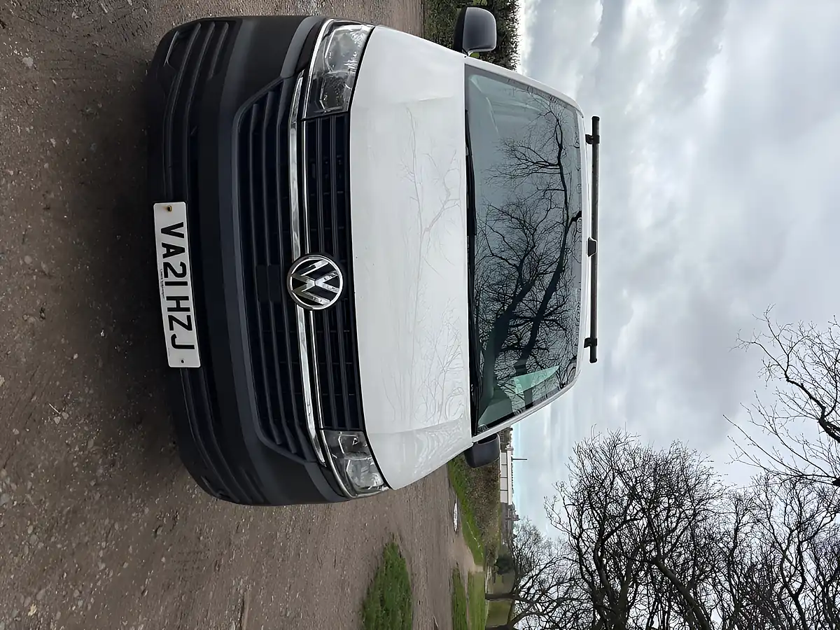 Used 2021 Volkswagen Transporter Lwb White - Interior and Exterior details 4