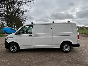 Used 2021 Volkswagen Transporter Lwb White - Interior and Exterior details 5