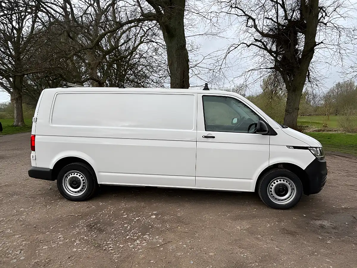 Used 2021 Volkswagen Transporter Lwb White - Interior and Exterior details 6