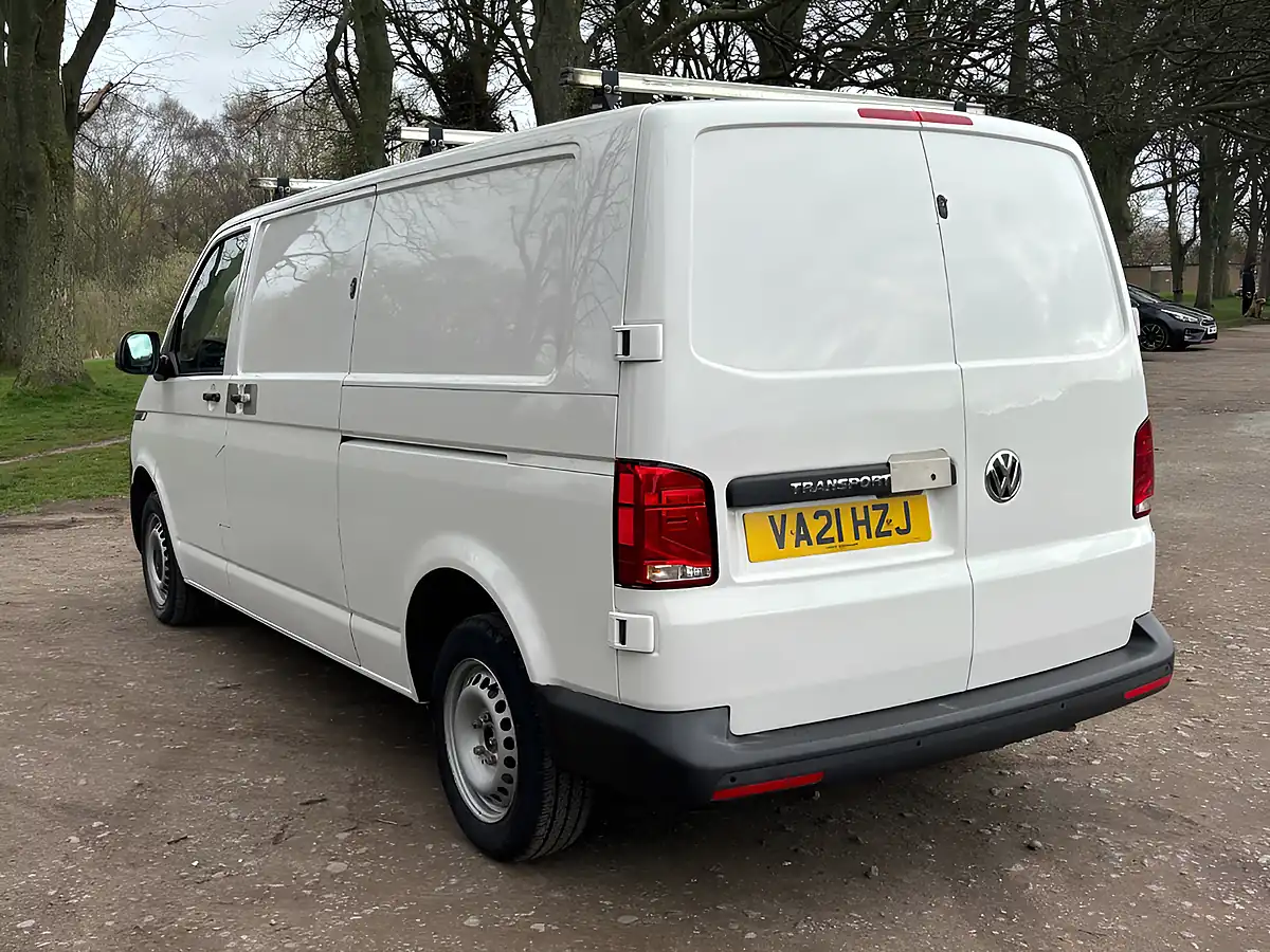 Used 2021 Volkswagen Transporter Lwb White - Interior and Exterior details 8