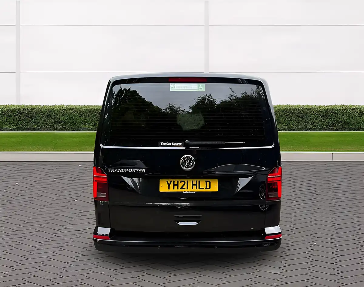 Used 2021 Volkswagen Transporter Se Black - Interior and Exterior details 7