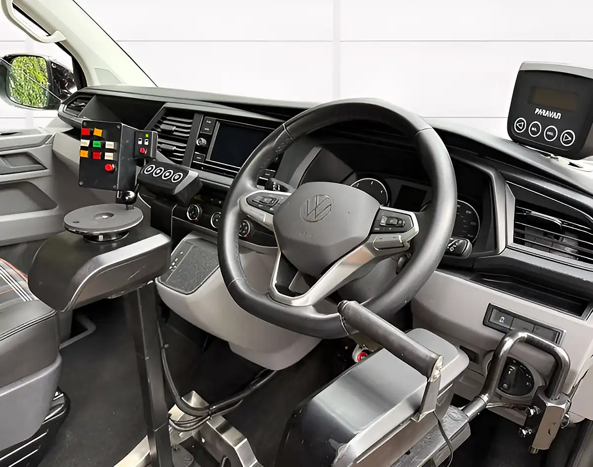 Used 2021 Volkswagen Transporter Se Black - Interior and Exterior details 19