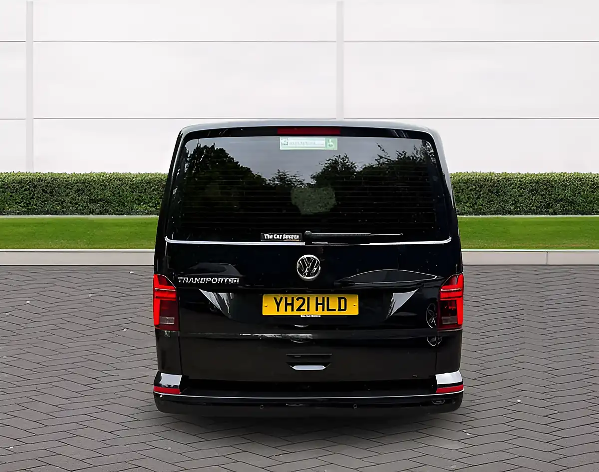Used 2021 Volkswagen Transporter Se Black - Interior and Exterior details 7